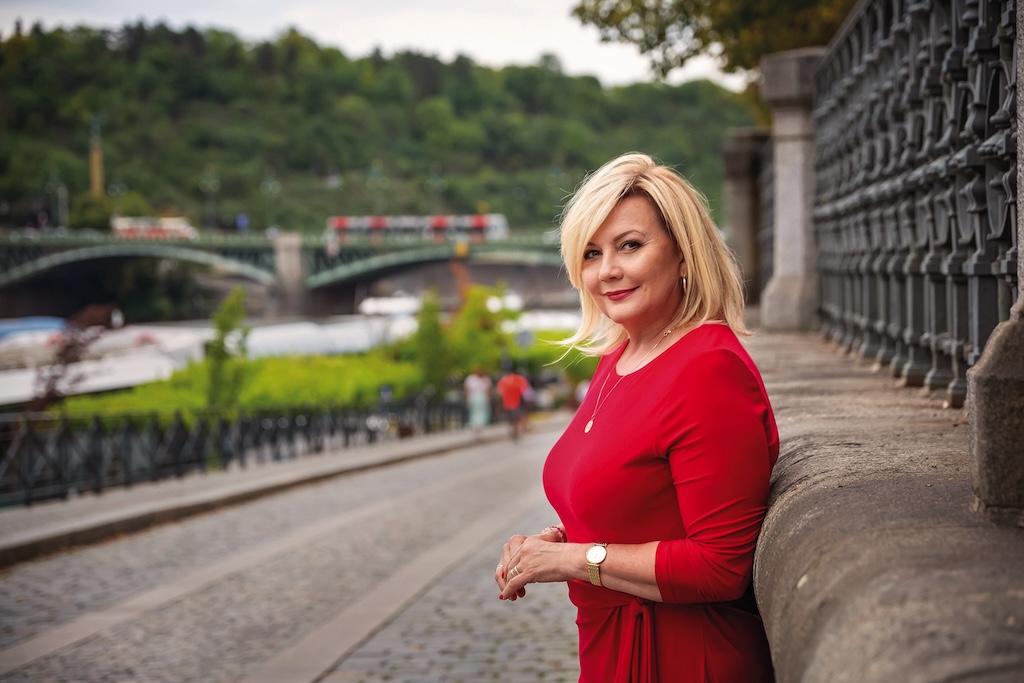 Alena Schillerová: The advantages of having our own currency clearly outweigh those of the euro