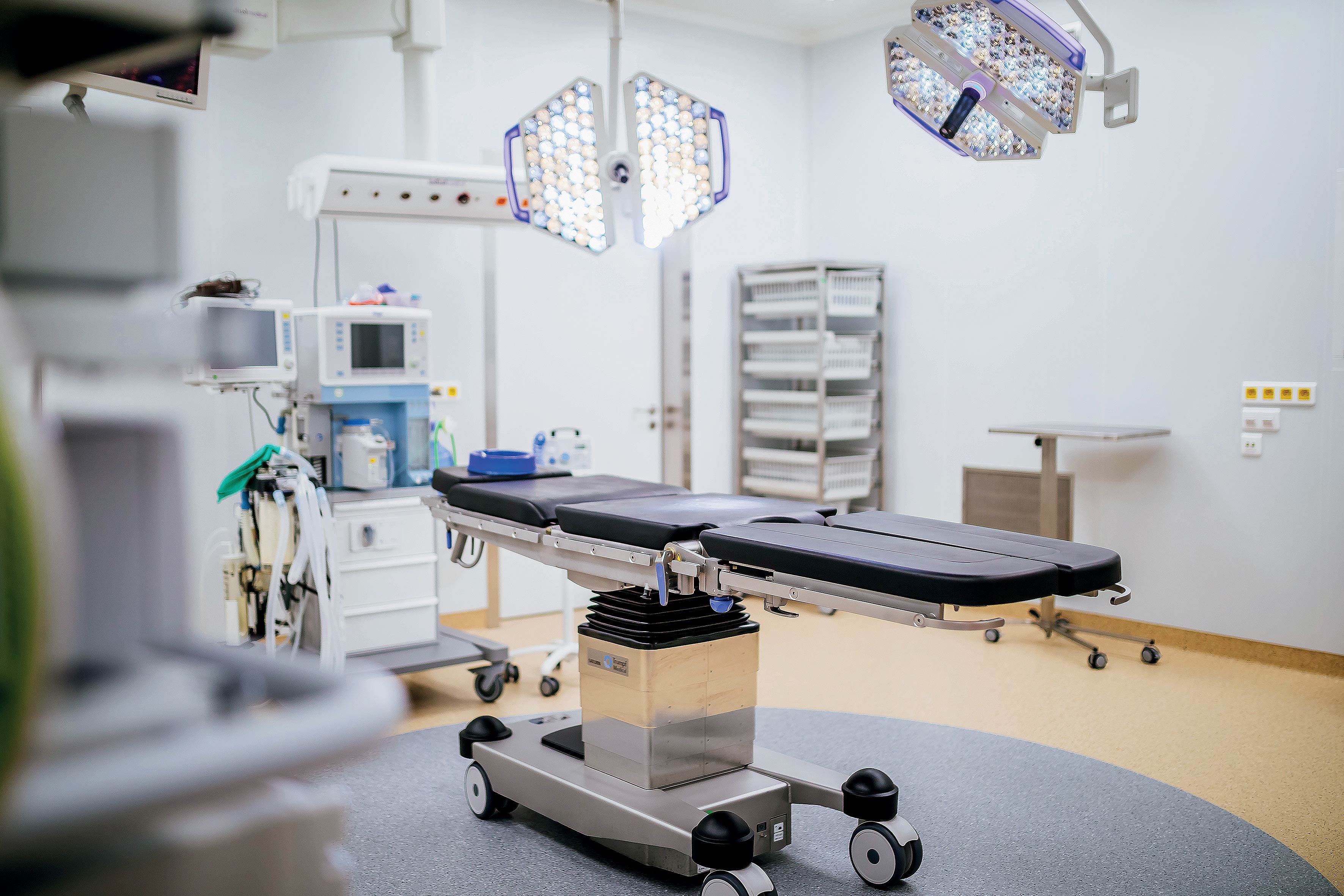 Hallux valgus prevention and treatment