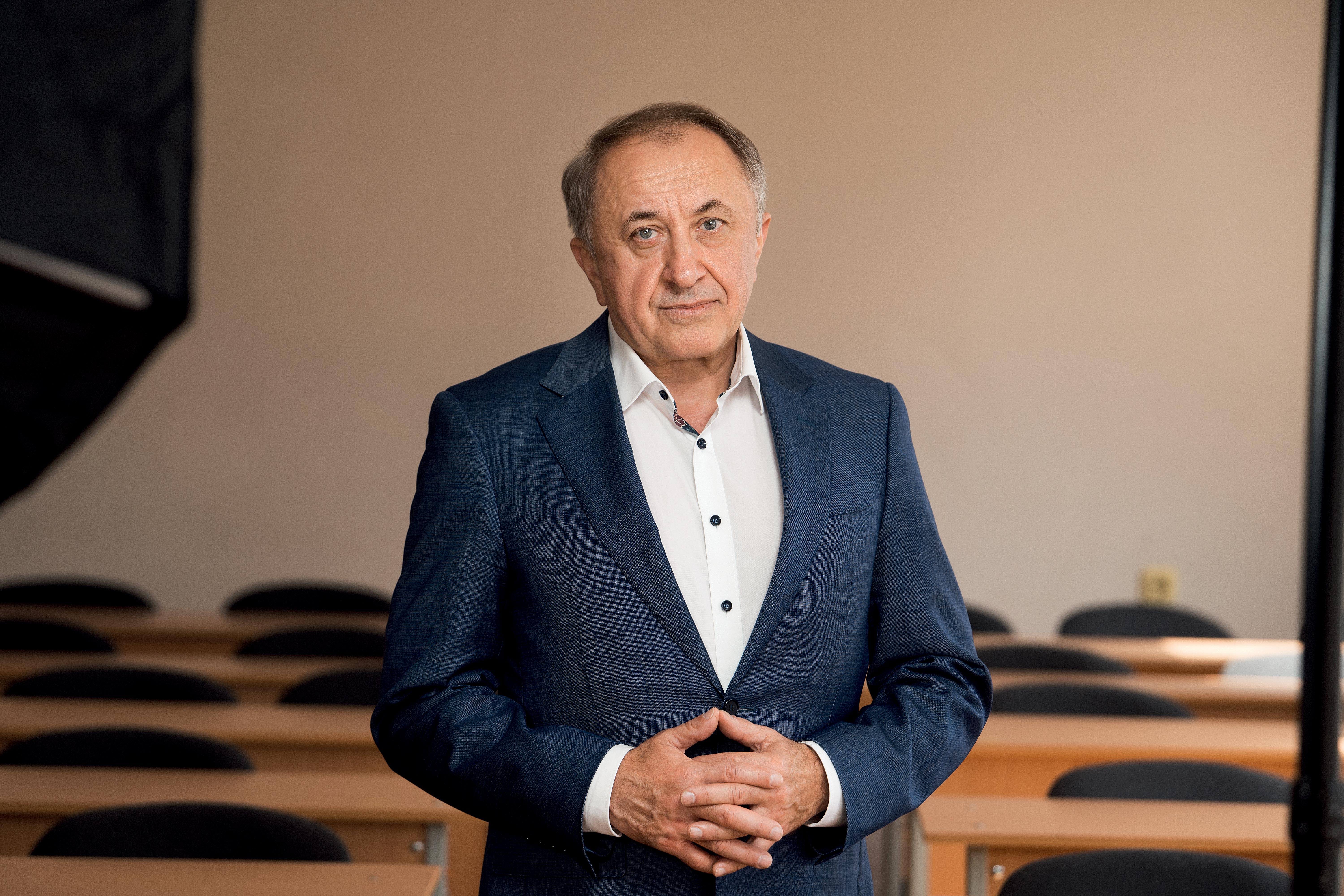 Bogdan Danylyshyn: Doktrína vojenské ekonomie