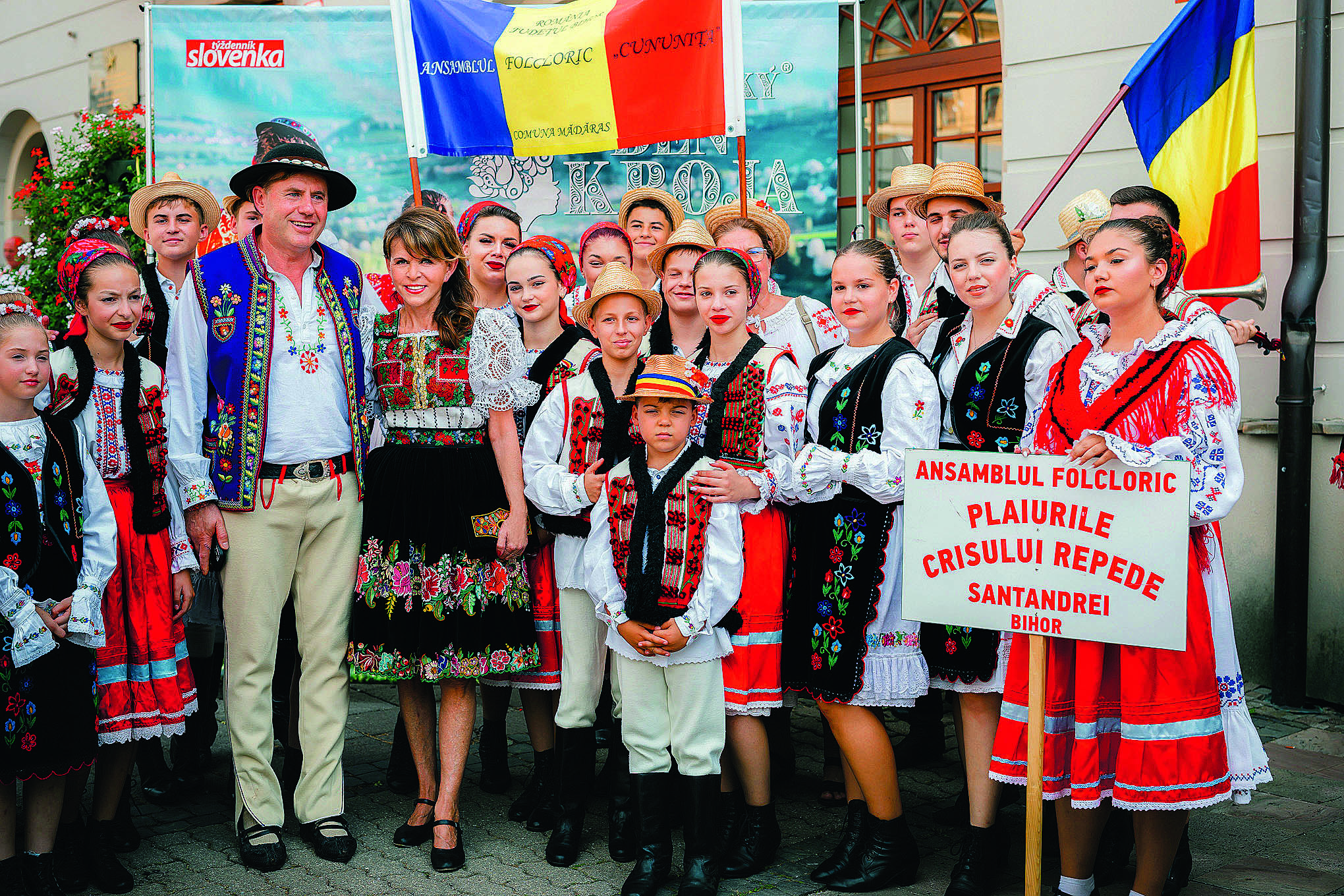 The Slovak national dress through the . 【公式通販】