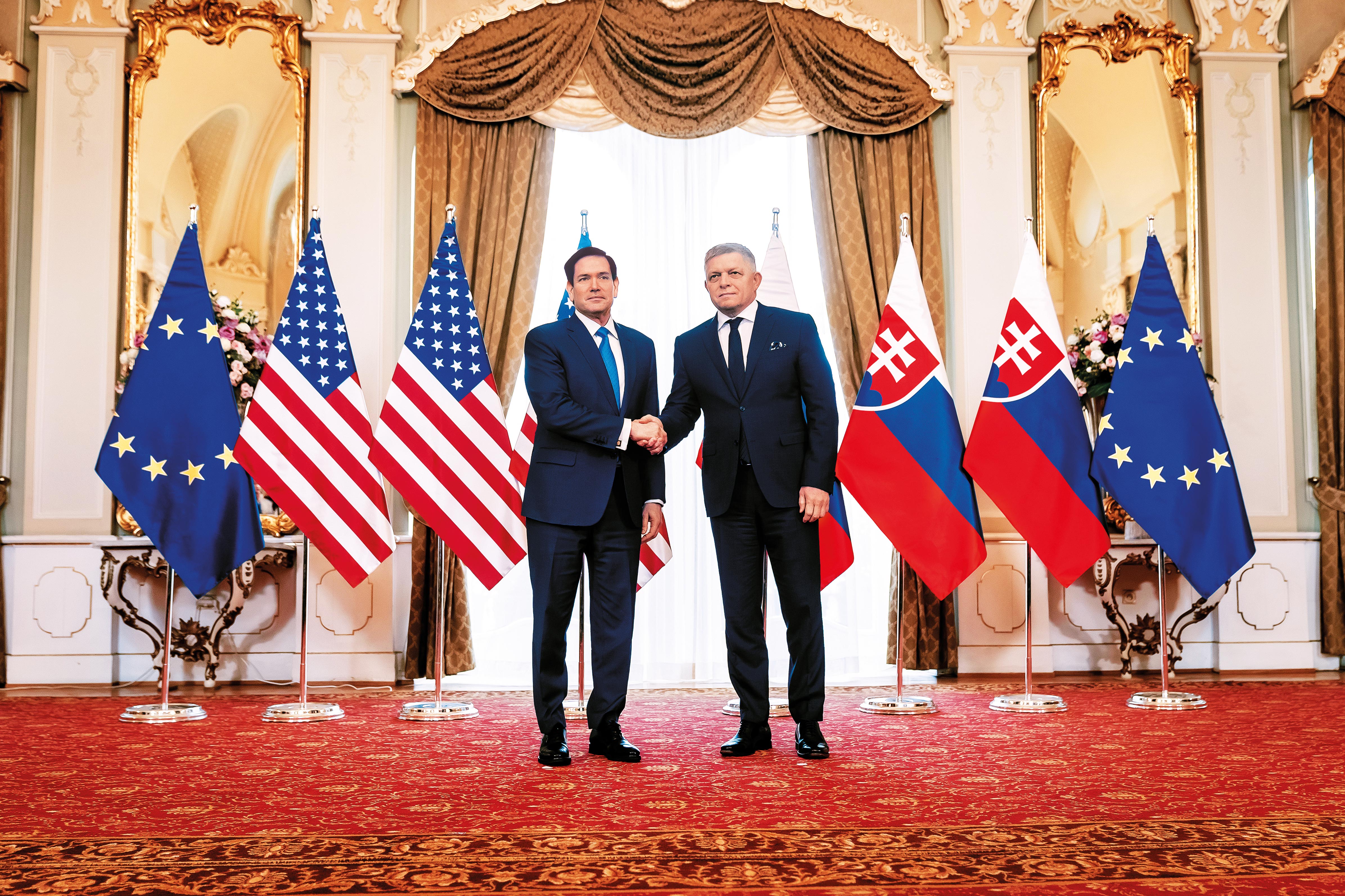 Americký ministr na Slovensku