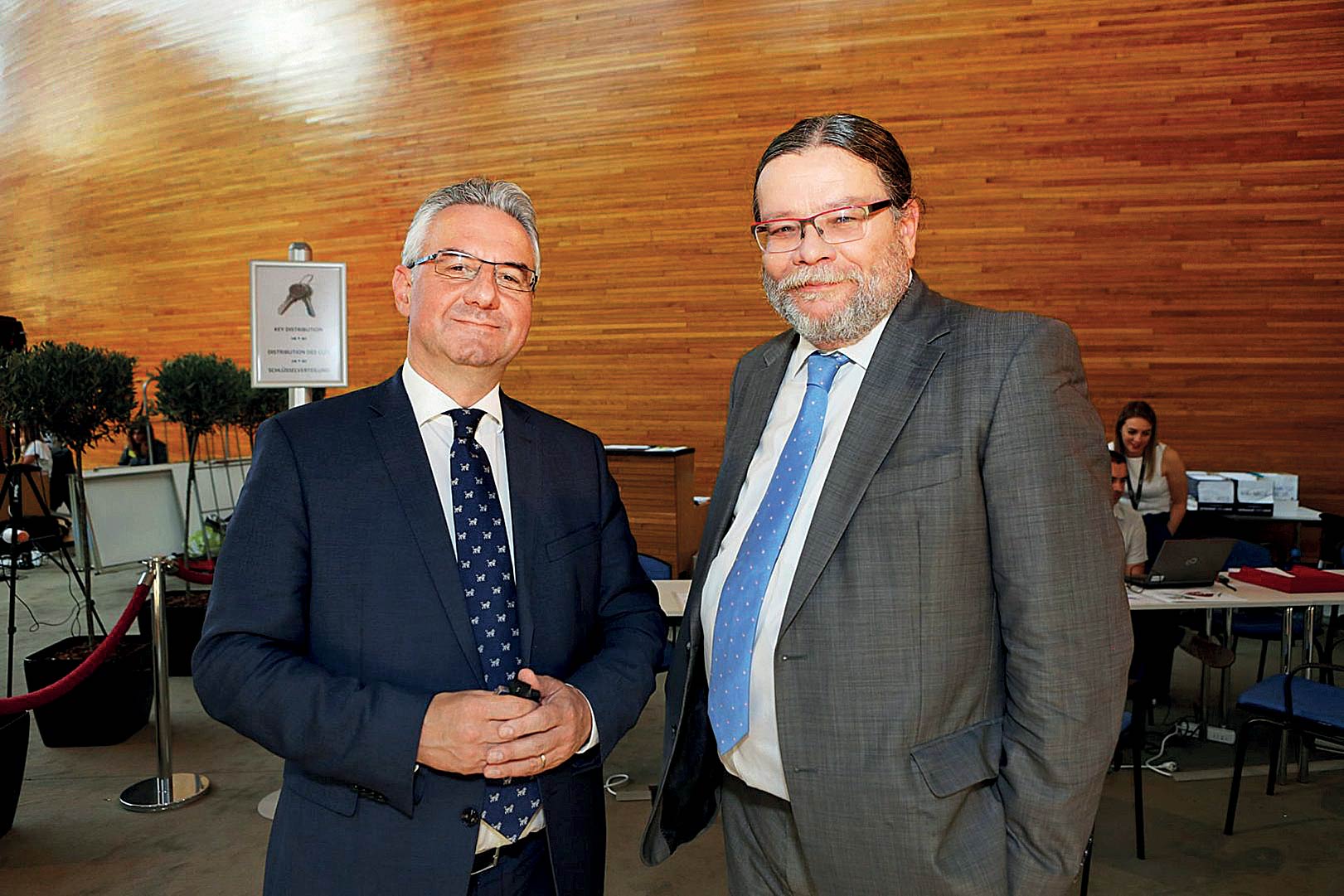 Alexandr Vondra: Keeping the West unified is key
