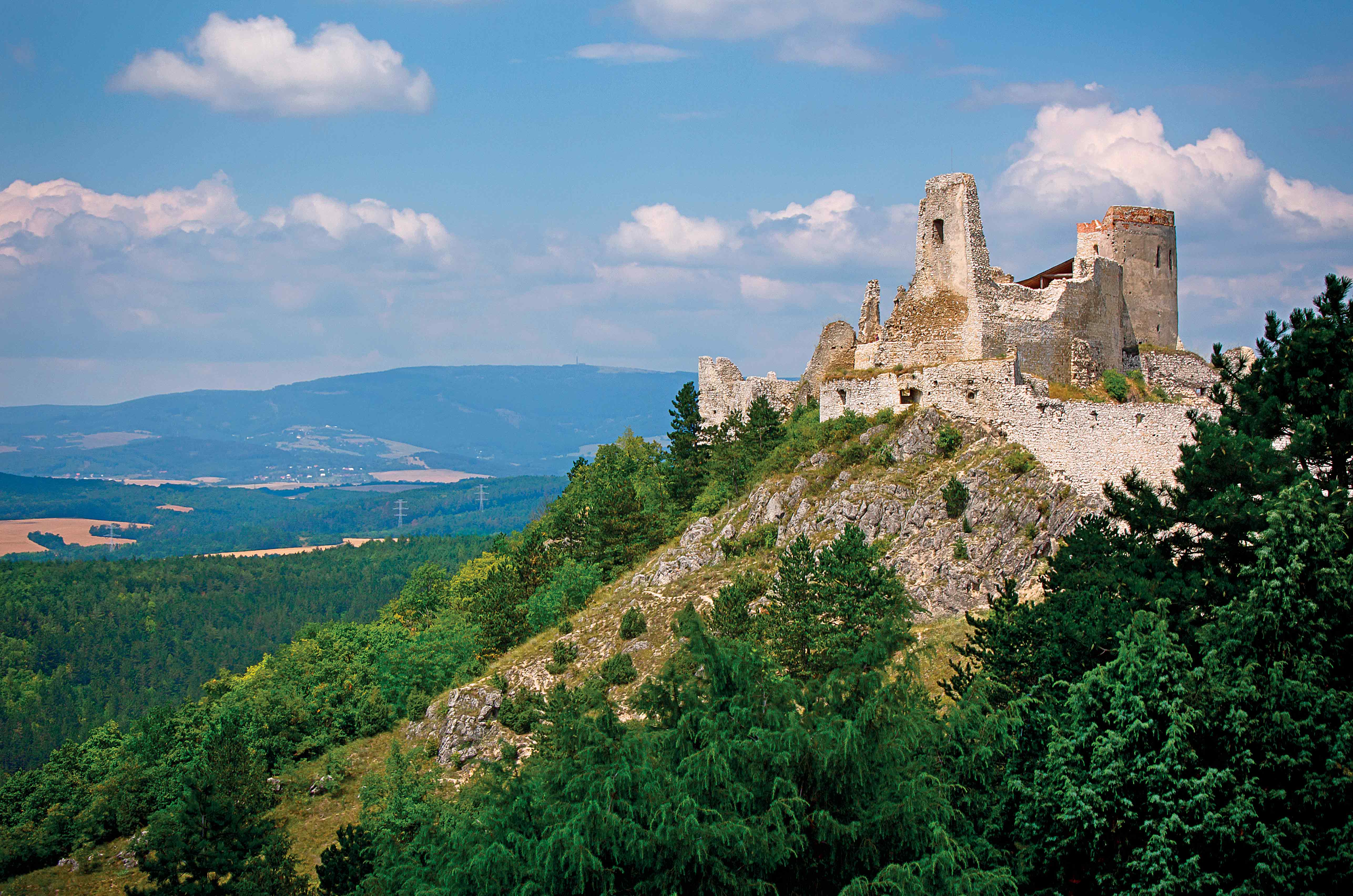 Čachtický hrad: Krvavá grófka a Draškovičov kaštieľ