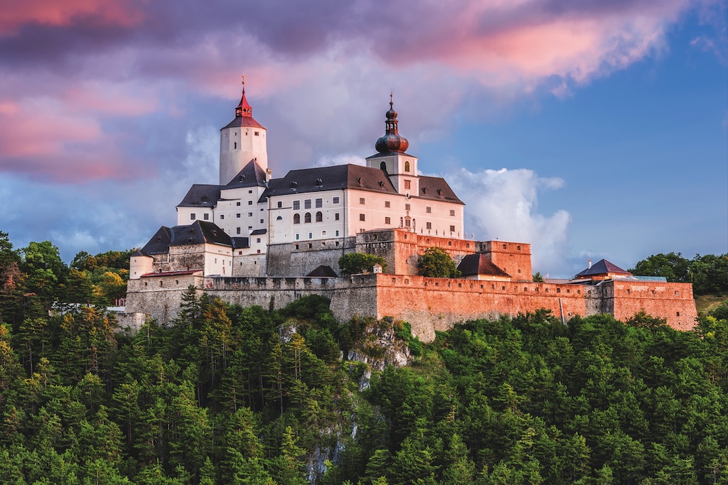 Hrad Forchtenstein: Poklady, ktoré prežili stáročia