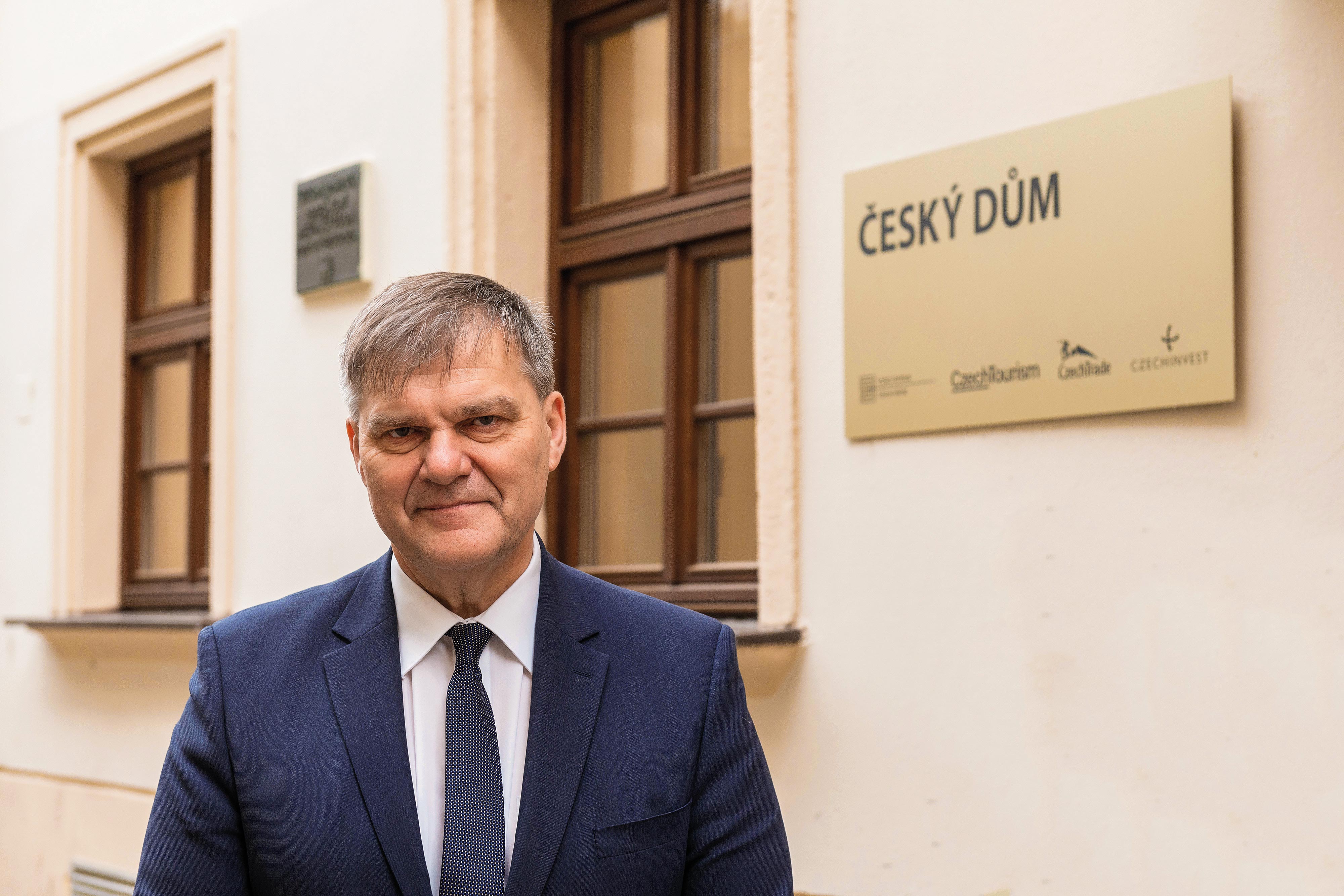 Rudolf Jindrák: V některých oblastech má Slovensko právní úpravu dál